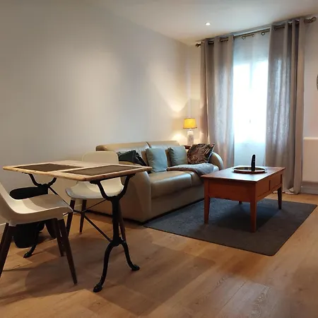 Aparthotel La De La Voltaire Clamart